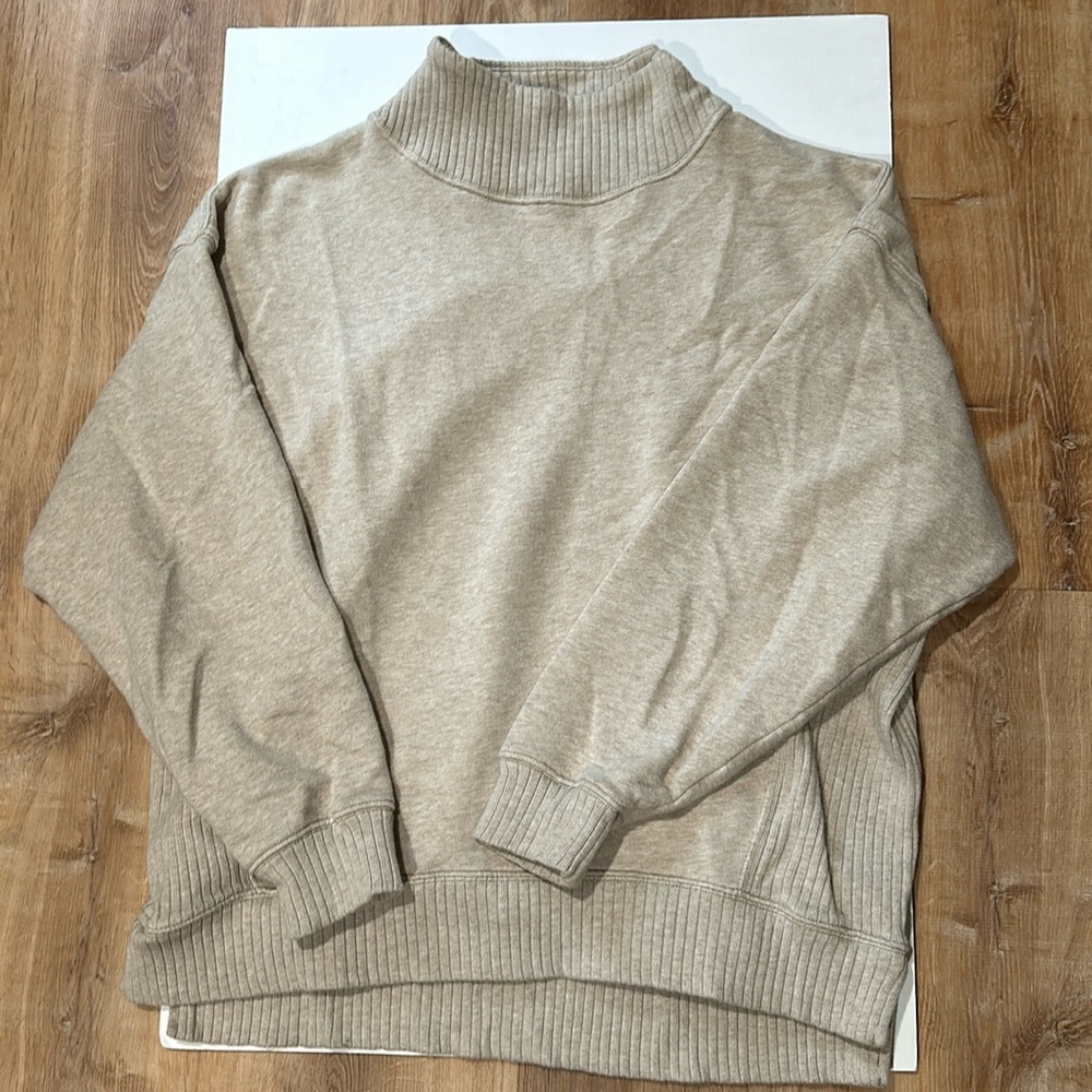 Women’s Oversized Aerie Turtleneck Size Small